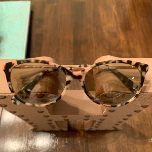 Betsey Johnson Frames